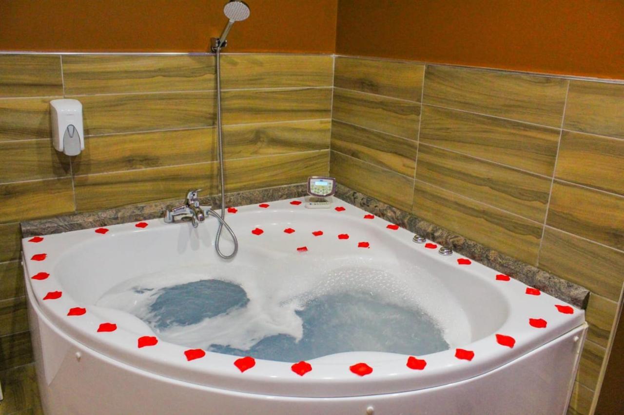 Hotel Golden Shkodër Dış mekan fotoğraf