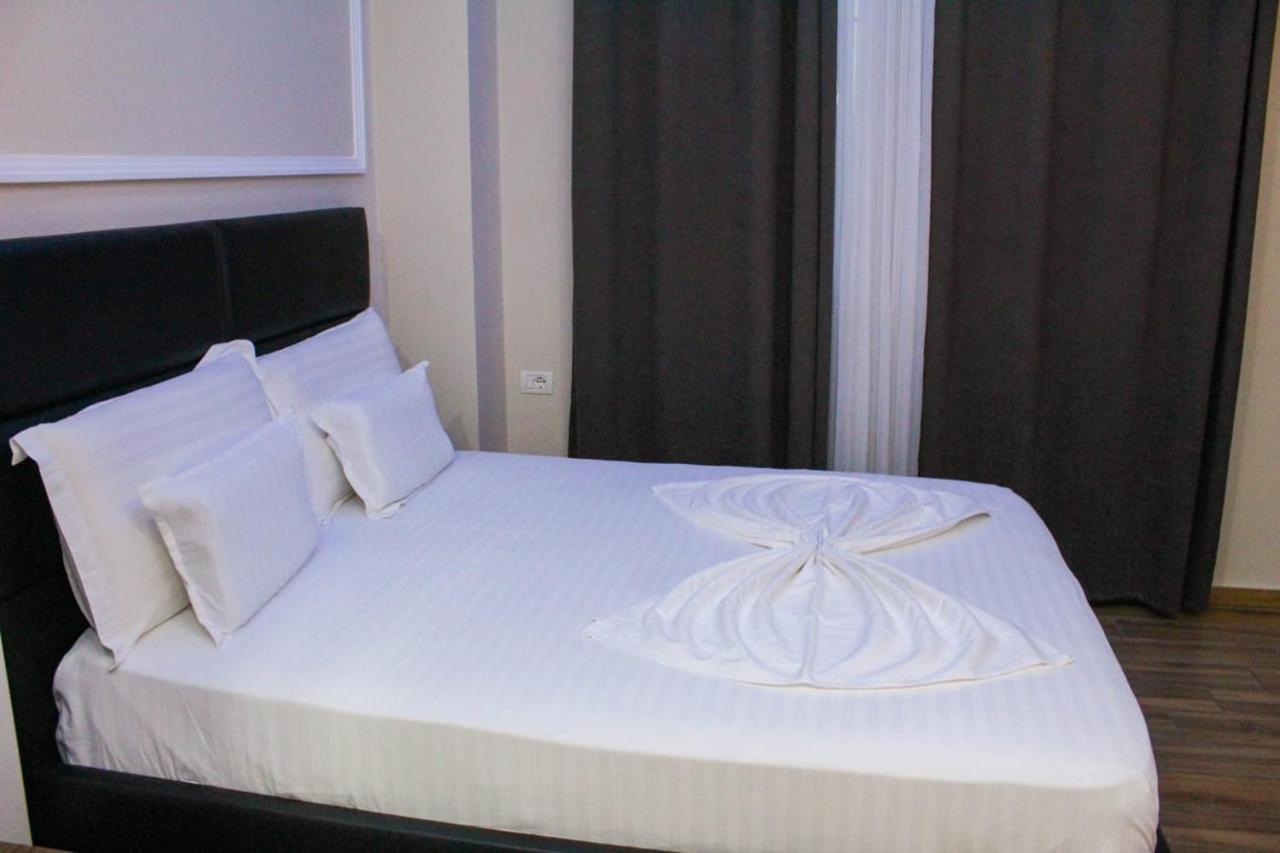 Hotel Golden Shkodër Dış mekan fotoğraf