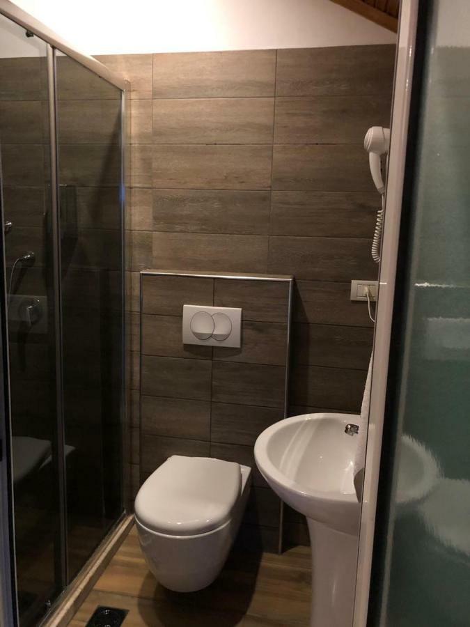 Hotel Golden Shkodër Dış mekan fotoğraf